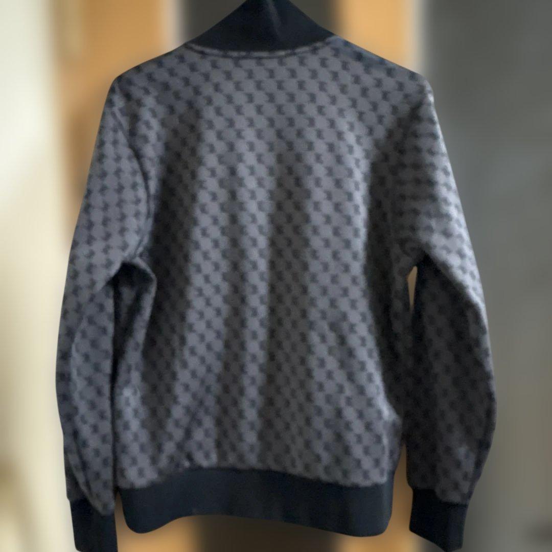 gray jacket