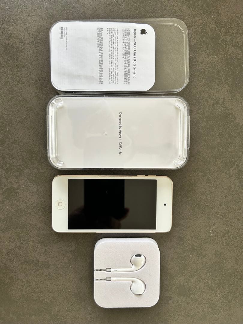 iPod touch 6th Generation 32GB Gold