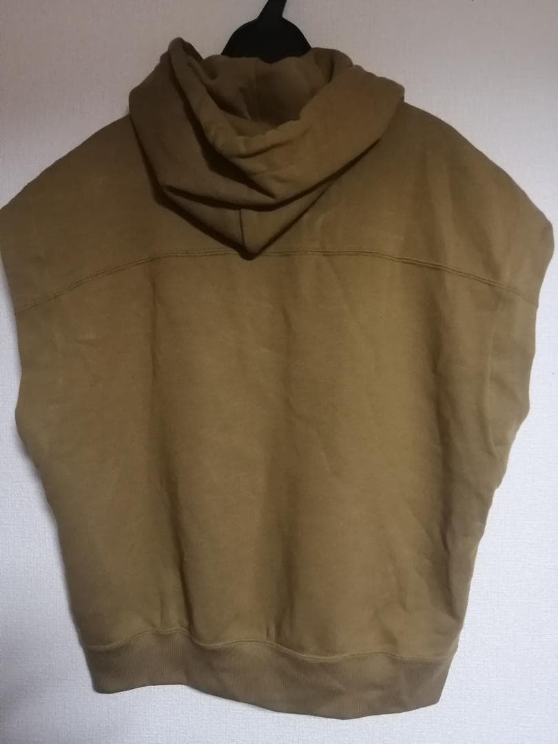 Uniqlo UNIQLO Sweatshirt Sleeveless Parka Size L