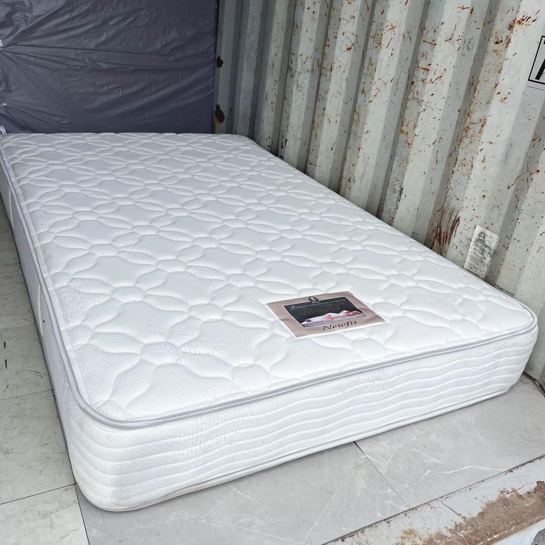 Free Installation! Simmons Beautyrest Newfit Comfortable Queen Mattress