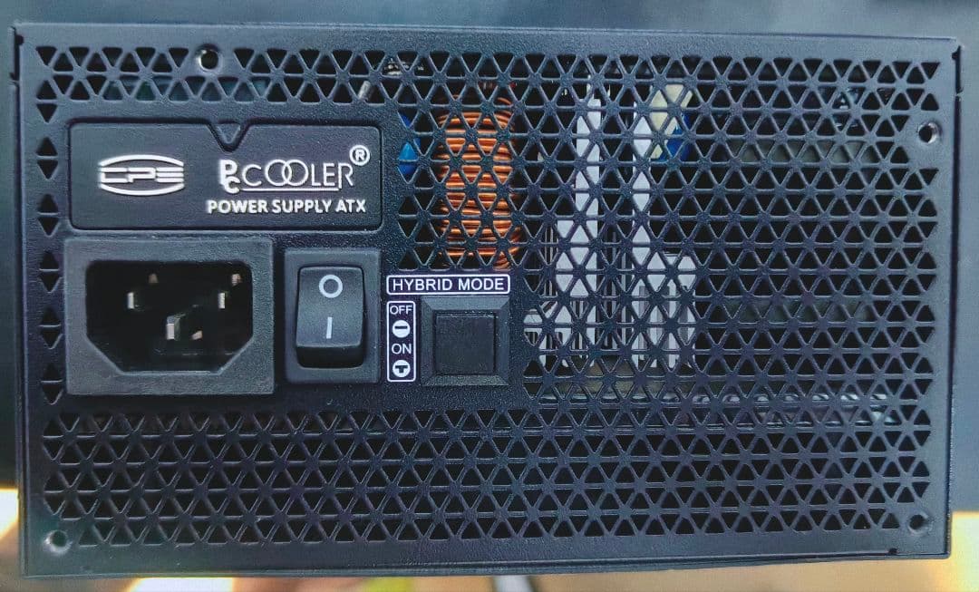YS1000 ATX Power Supply 80 PLUS