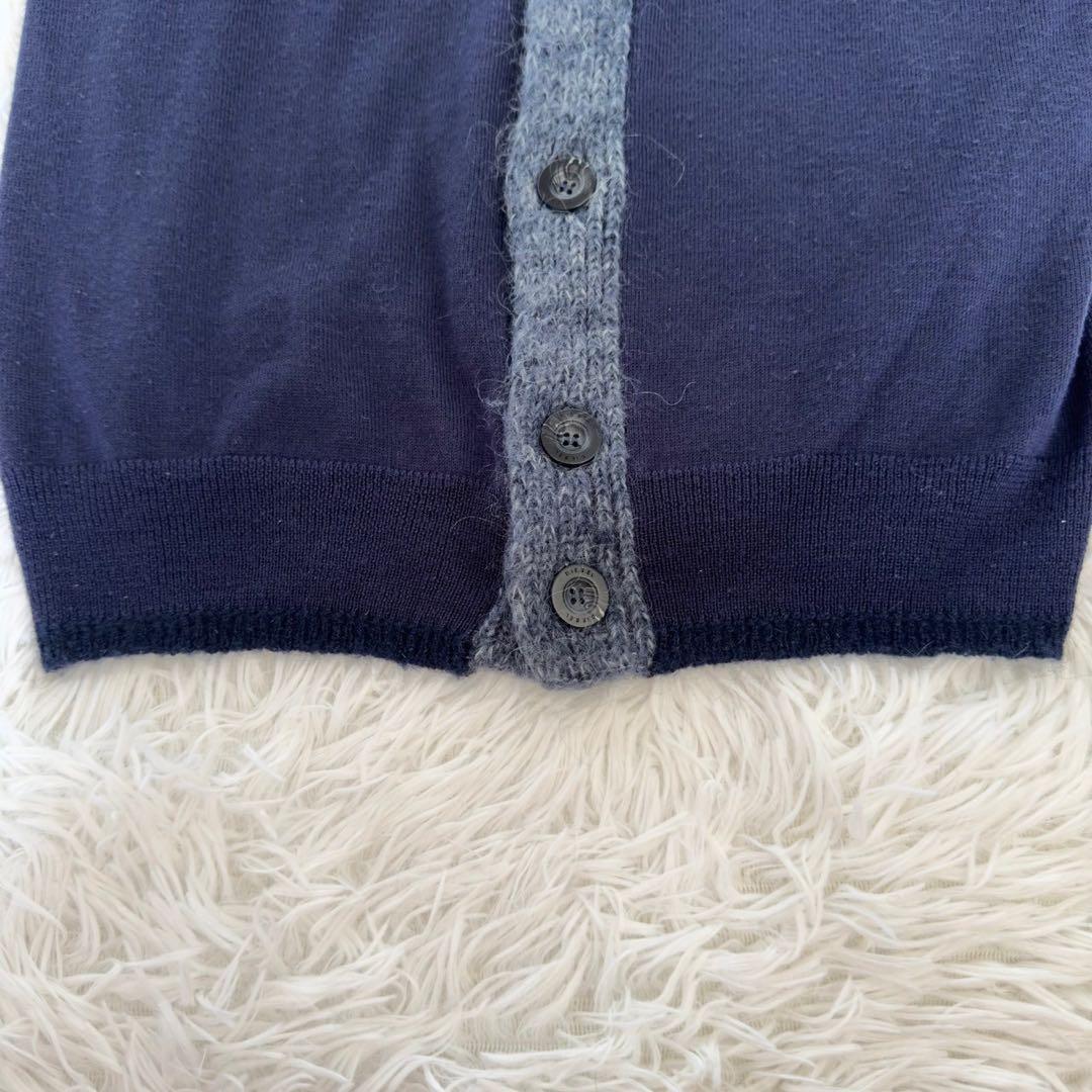 are navy<br><br>● 62cm<br><br>●