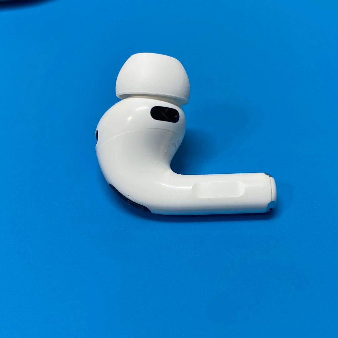 Apple AirPods Pro 3rd Generation - Right Ear Only