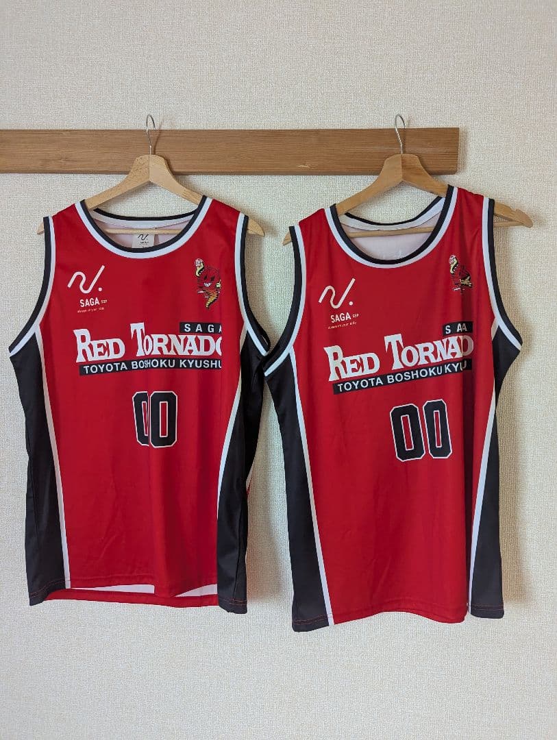 RED TORNADO Handball Uniform 00 (Set of 2)