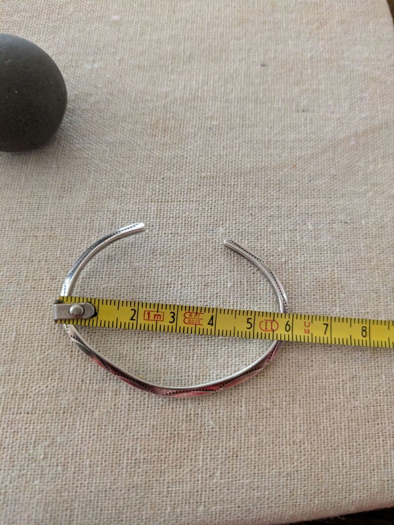 Used) Atease Bangle ★ Slim ★ Engraved ★ Stamp Work ★ Silver