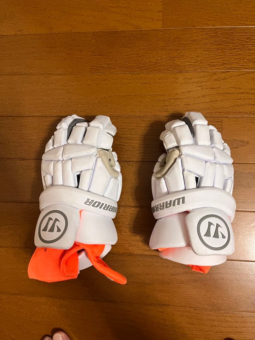 Warrior Lacrosse Gloves White Burn 24