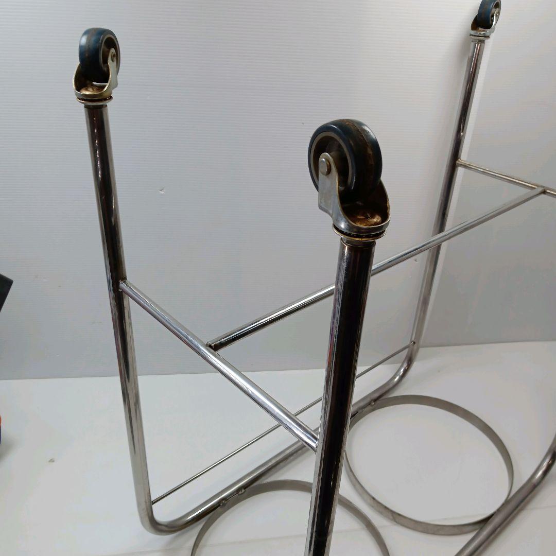 A187 Stainless Steel Manual Push Disinfection Hand Washing Stand with Casters