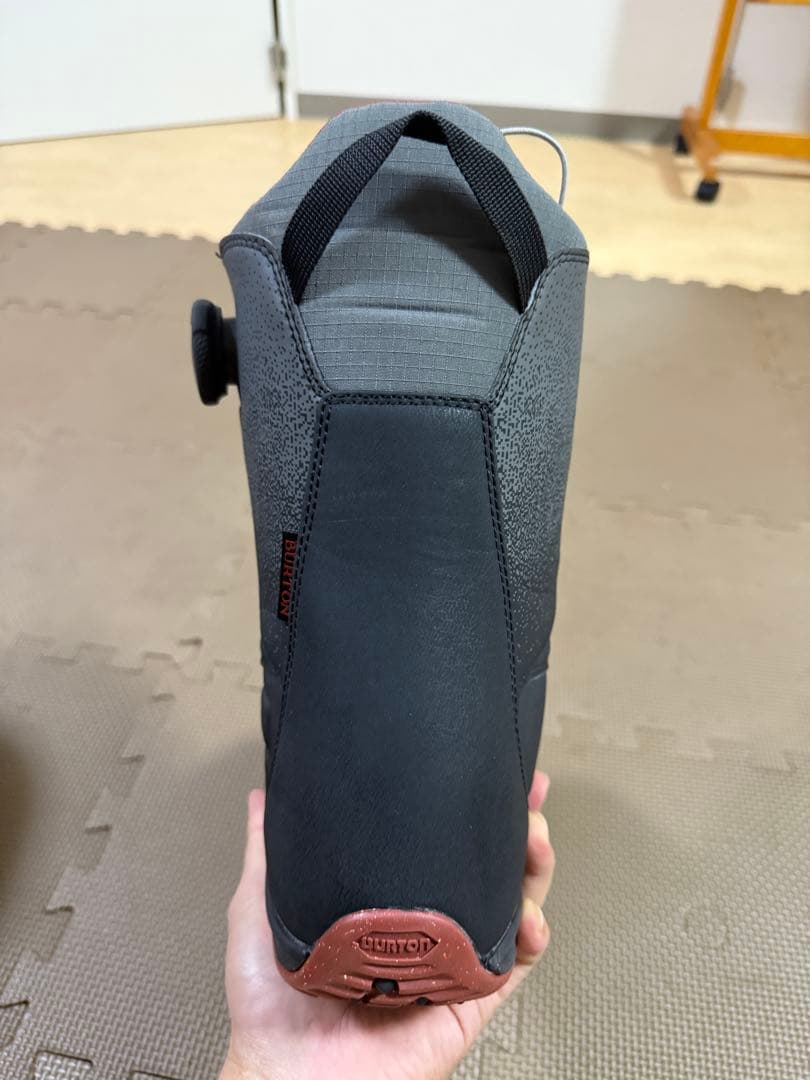 snowboard boots