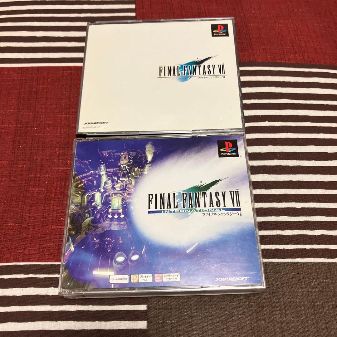 FINAL FANTASY VII Japanese Version 3-Disc Set, International Version 4-Disc Set