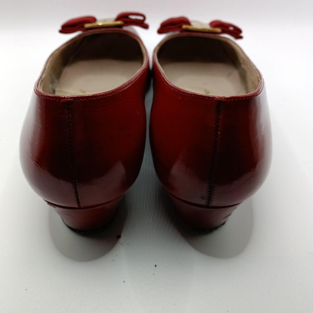 Salvatore Ferragamo

 / 

Size : 23.5cm class=mertext 5cm