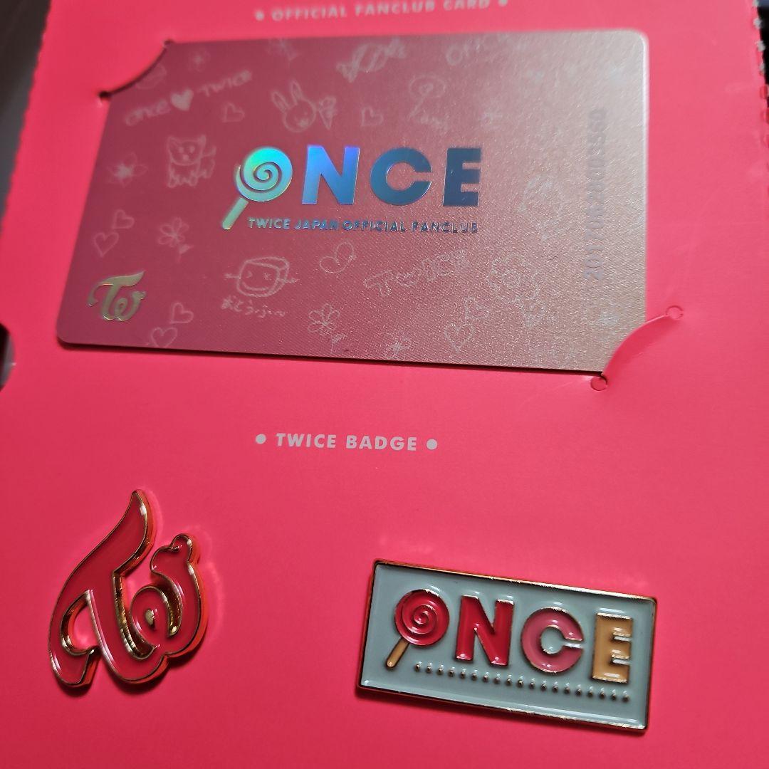 TWICE Official Fan Club Card & Badge Set