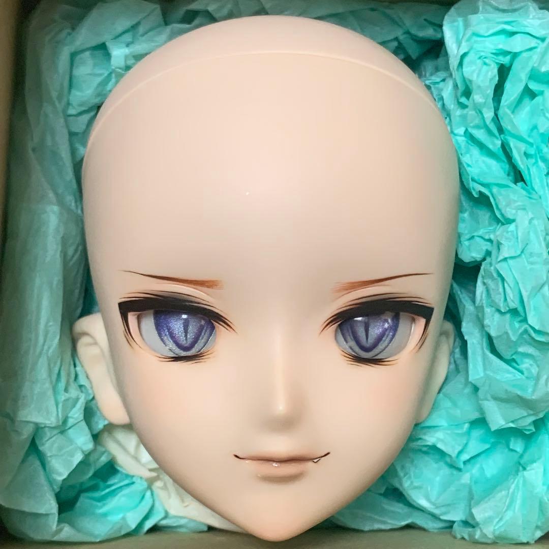 Custom DDH head made by customer + dealer-made eyes