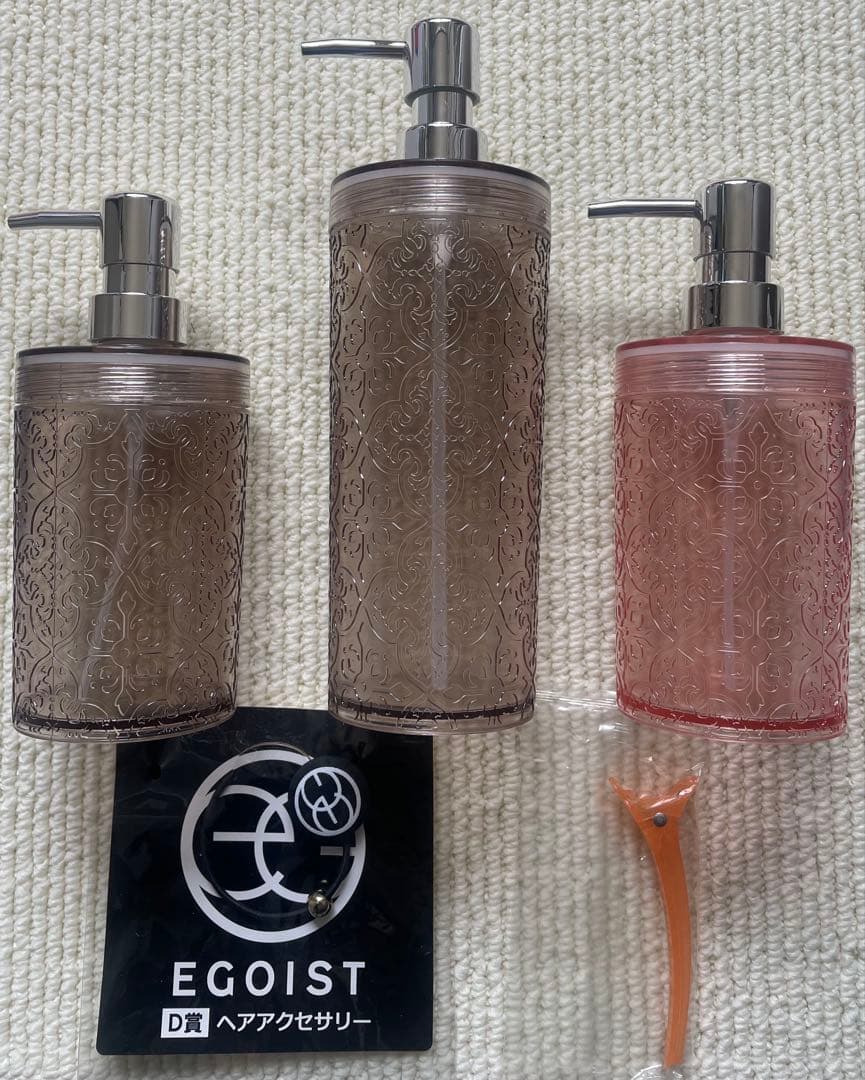 Shampoo, Conditioner, Body Soap 3-Piece Set with EGOIST Hair Accessory