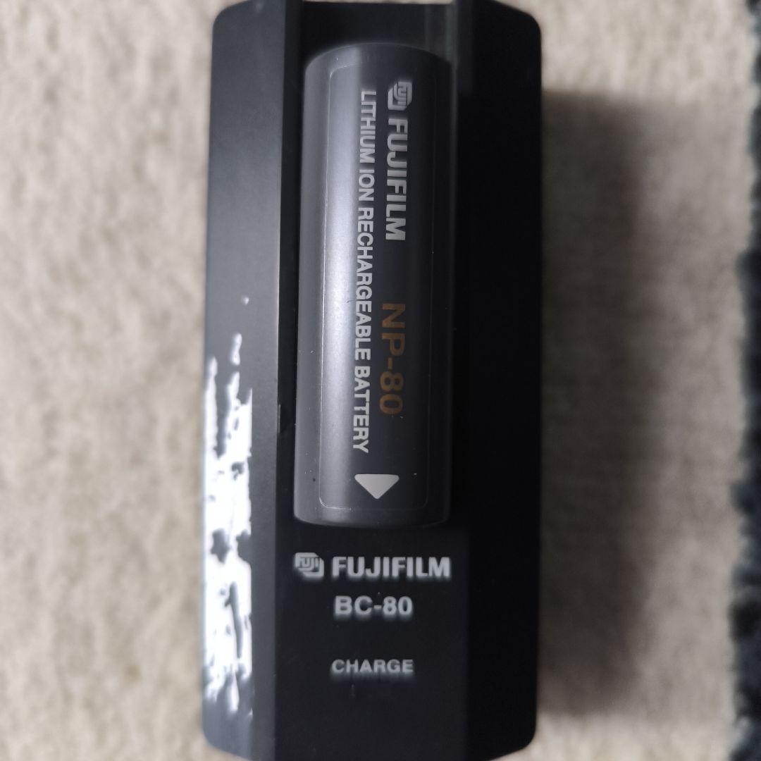 FUJIFILM BC-80 Battery Charger