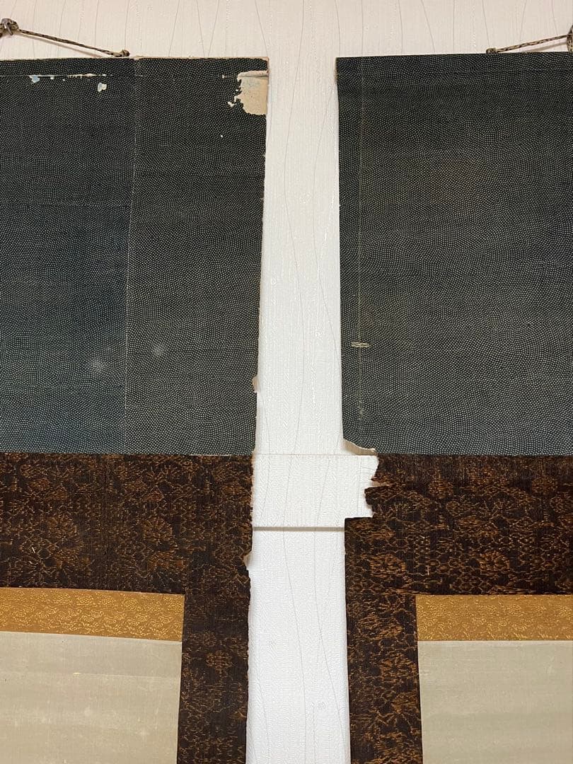 hanging scroll