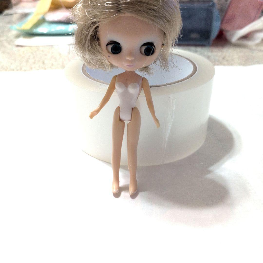 this petite