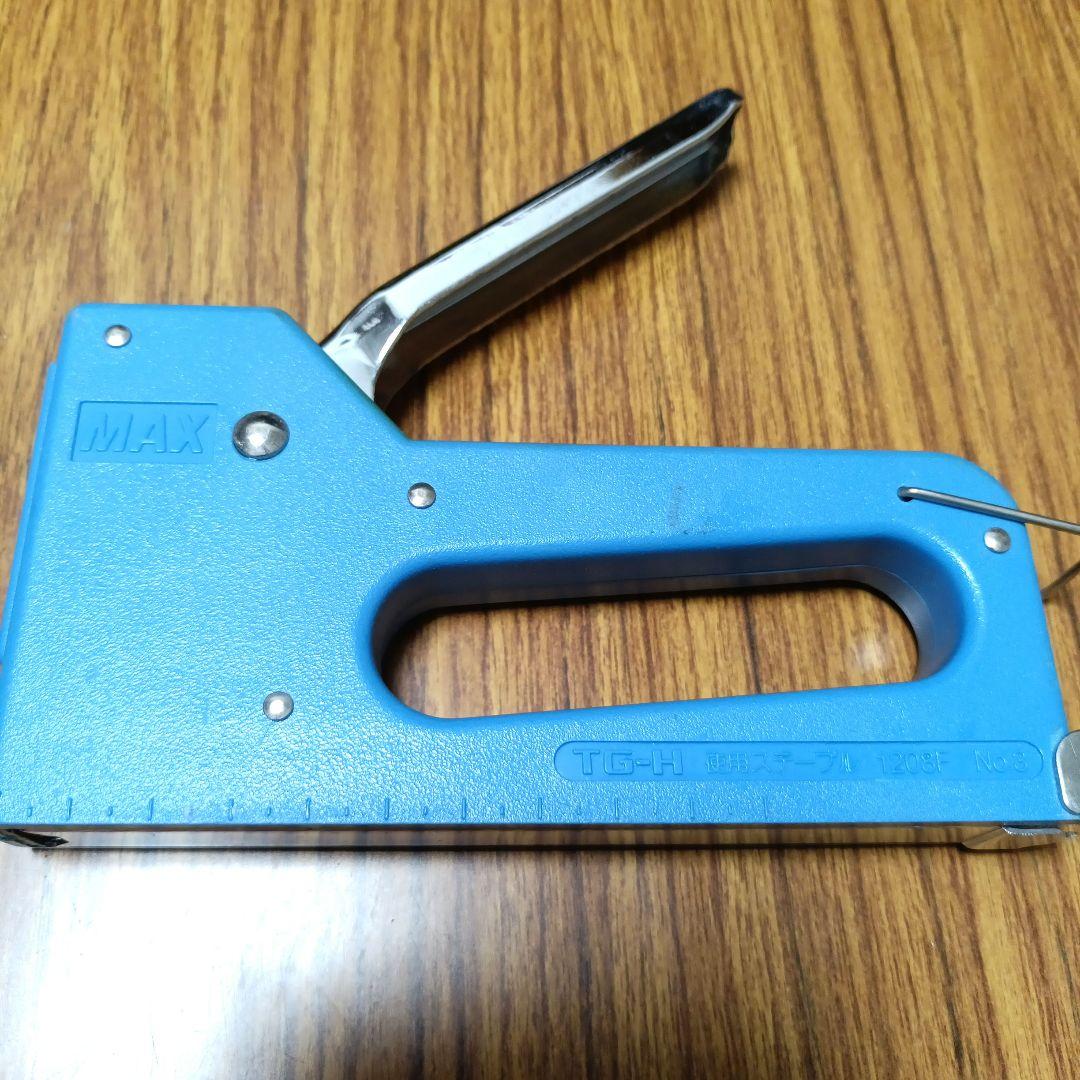 MAX TG-H 1208F Hand Tacker