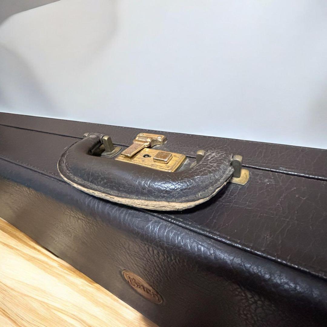 【Vintage】Bach Trombone Hard Case - Manufactured around the 1970s? Genuine