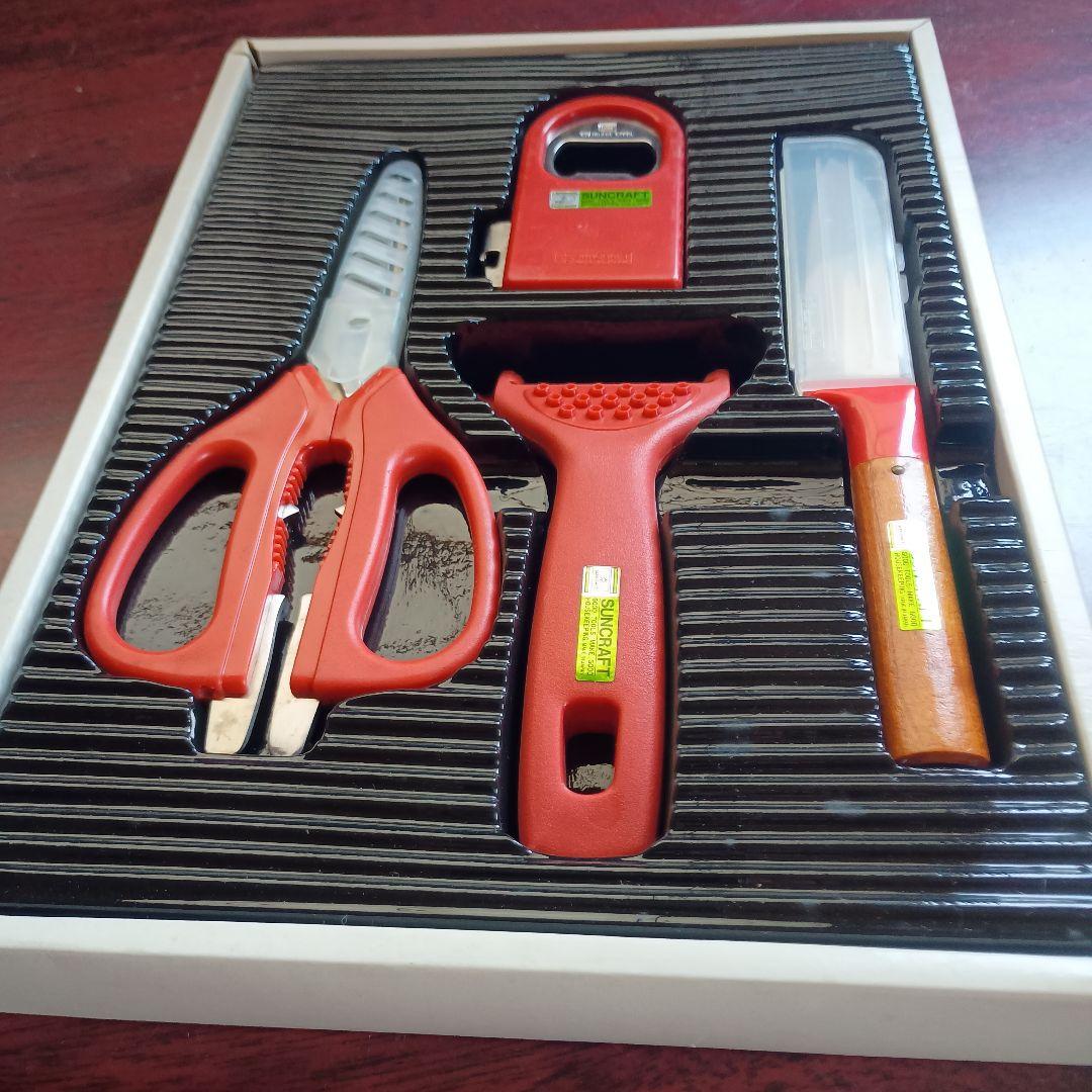 SUNCraft Red Kitchen Tool Set