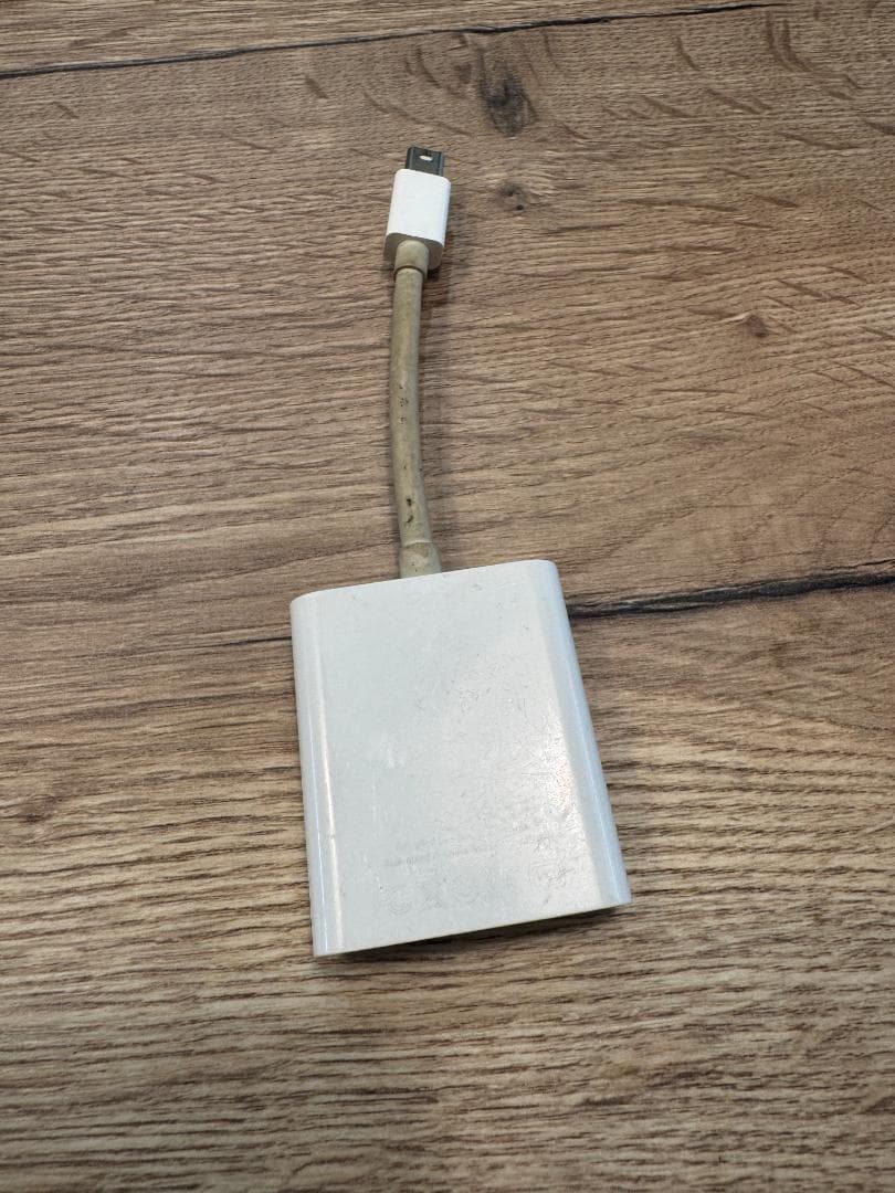 Apple Genuine Mini DisplayPort to VGA Adapter